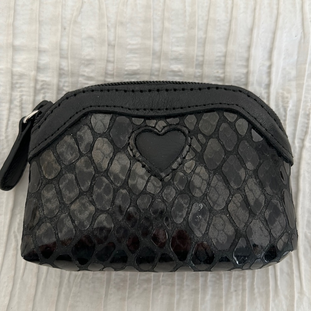 BRIGHTON LEATHER COIN PURSE with HEART.